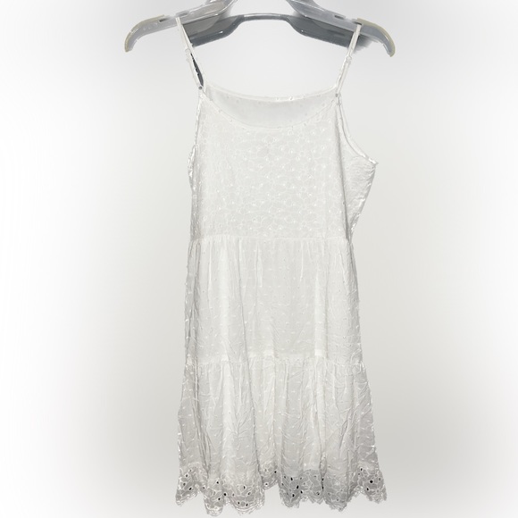 Art Class Spring White Eyelet Dress 10/12 Girls - Picture 2 of 5